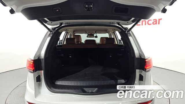 Renault Korea QM6 2.0 LPe RE Signature 2WD 2022 — фото 16