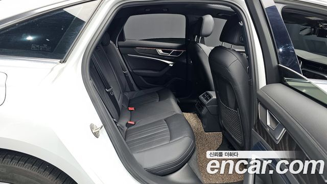Audi A6 (C8) 45 TFSI Quattro Premium 2021 — фото 11