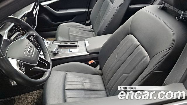 Audi A6 (C8) 45 TFSI Quattro Premium 2021 — фото 29