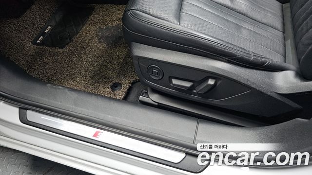 Audi A6 (C8) 45 TFSI Quattro Premium 2021 — фото 33