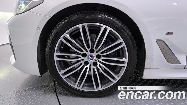 BMW 5 Series (G30) 530i M Sport Package Plus 2018 — фото 5