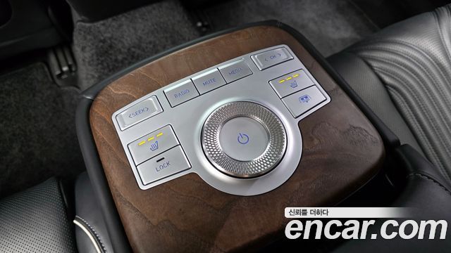 Genesis G80 (RG3) Gasoline 2.5 Turbo AWD 2022 — фото 19