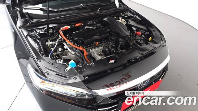 Honda Accord (X) 2.0 Hybrid Touring 2021 — фото 6