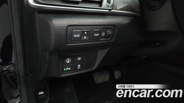 Honda Accord (X) 2.0 Hybrid Touring 2021 — фото 27