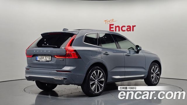 Volvo XC60 (II) B6 Inscirtion 2022 — фото 2