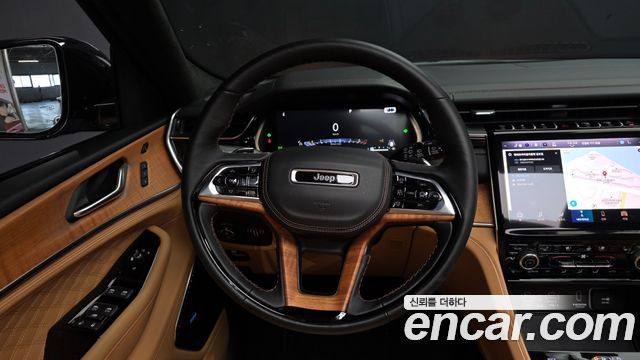 Jeep Grand Cherokee (WL) L 3.6 Summit Reserve 2023 — фото 13