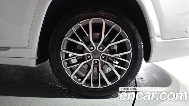 Jeep Grand Cherokee (WL) L 3.6 Summit Reserve 2023 — фото 21