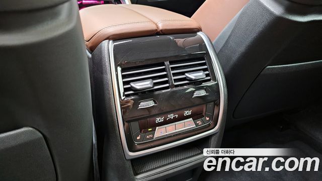BMW X6 (G06) xDrive40i M Sport 2026 — фото 30