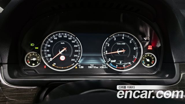 BMW 5 Series (F10) 528i xDrive Luxury 2014 — фото 8