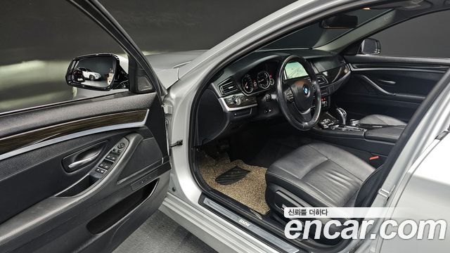 BMW 5 Series (F10) 528i xDrive Luxury 2014 — фото 10
