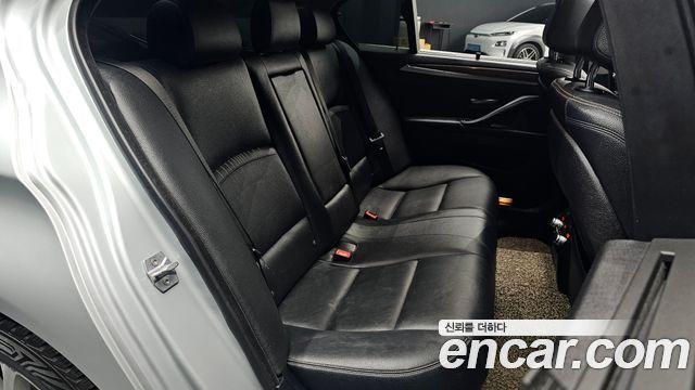 BMW 5 Series (F10) 528i xDrive Luxury 2014 — фото 11