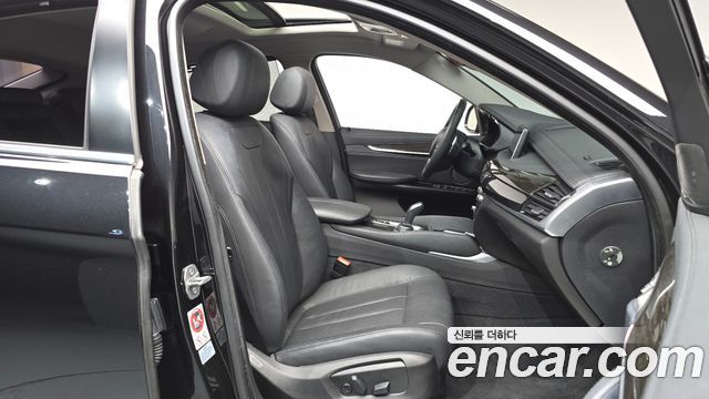 BMW X6 (F16) xDrive 30d 2016 — фото 11