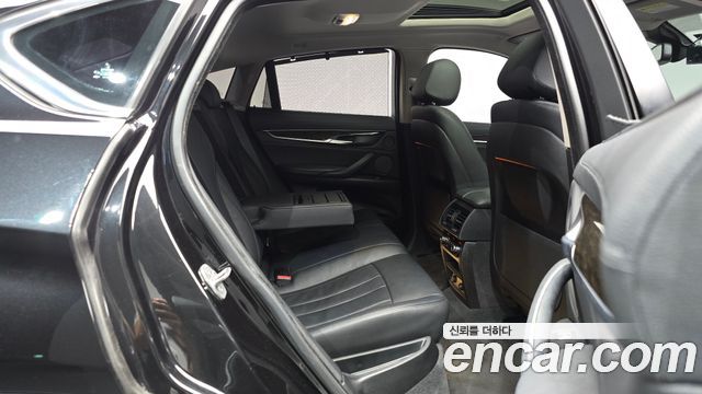 BMW X6 (F16) xDrive 30d 2016 — фото 12