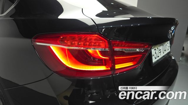 BMW X6 (F16) xDrive 30d 2016 — фото 23