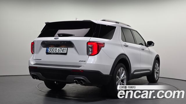 Ford Explorer (VI) 3.0 Platinum 4WD 2021 — фото 2