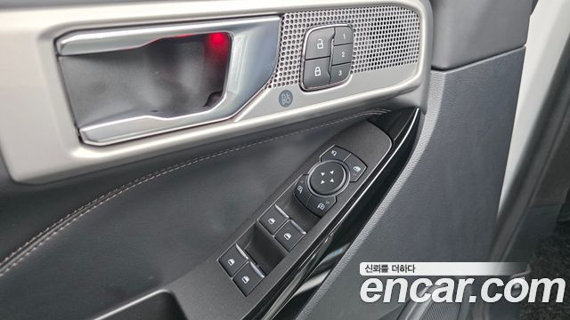Ford Explorer (VI) 3.0 Platinum 4WD 2021 — фото 17