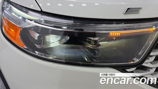Ford Explorer (VI) 3.0 Platinum 4WD 2021 — фото 28