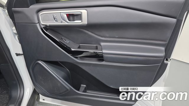 Ford Explorer (VI) 3.0 Platinum 4WD 2021 — фото 31