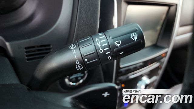 Ford Explorer 2.3 Limited 4WD 5th 2016 — фото 18