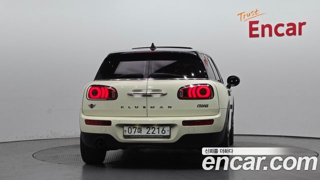 MINI Cooper Clubman Standard 2nd 2019 — фото 4