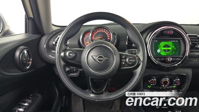 MINI Cooper Clubman Standard 2nd 2019 — фото 13