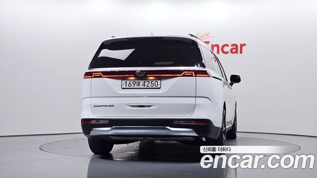 Kia Carnival (IV) Diesel 9-Seater Signature 2021 — фото 4