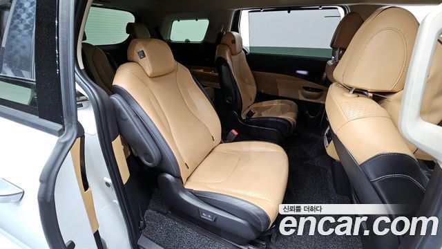 Kia Carnival (IV) Diesel 9-Seater Signature 2021 — фото 11