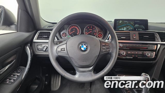 BMW 3 Series (F30) 320d ED Edition 2016 — фото 17