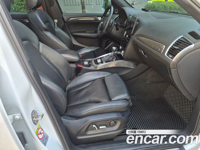 Audi SQ5 3.0 TDI Quattro 8R 2014 — фото 9