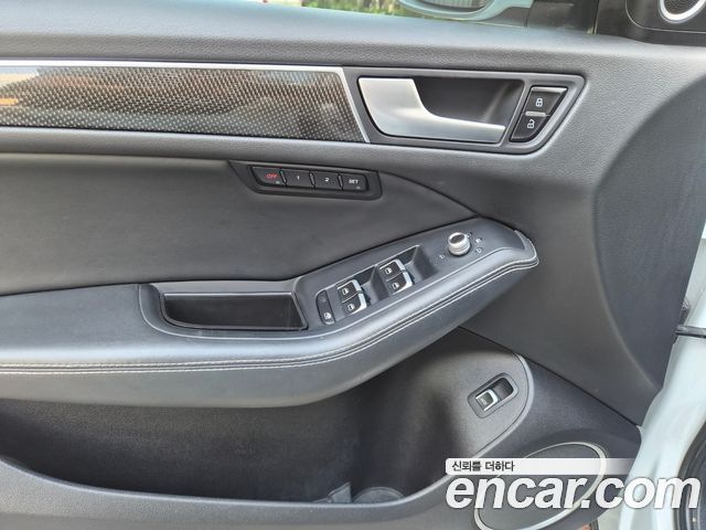 Audi SQ5 3.0 TDI Quattro 8R 2014 — фото 12