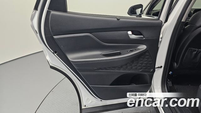 Hyundai Santa Fe Diesel 2.2 2WD Prestige 2021 — фото 25