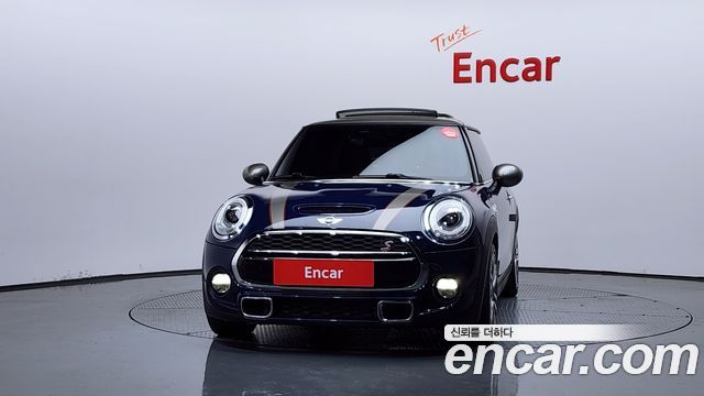 MINI Cooper S Seven Edition 3rd 2017 — фото 3