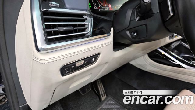 BMW X7 (G07) xDrive 30d M Sport First Edition 2019 — фото 16