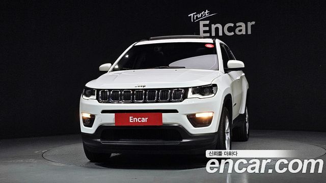 Jeep Compass (II) 2.4 Longitude AWD 2018 — фото 3