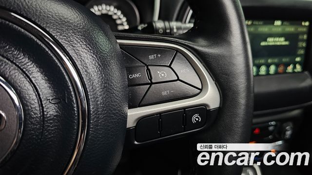 Jeep Compass (II) 2.4 Longitude AWD 2018 — фото 19