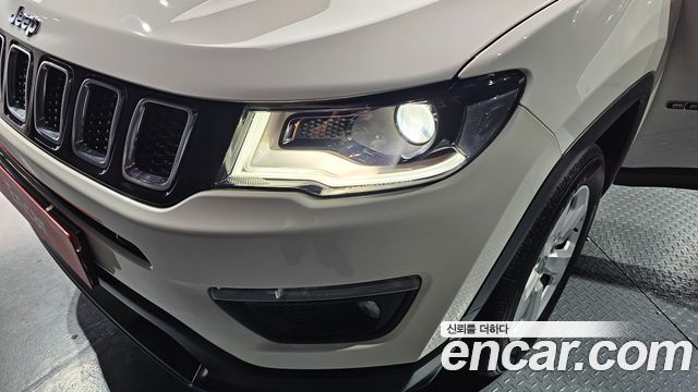 Jeep Compass (II) 2.4 Longitude AWD 2018 — фото 22