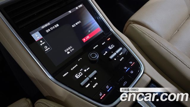 Porsche Panamera (971) 3.0 AWD 2019 — фото 18