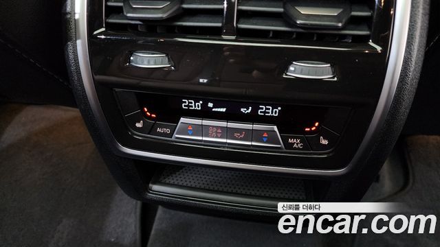BMW X5 (G05) M50i 2022 — фото 17