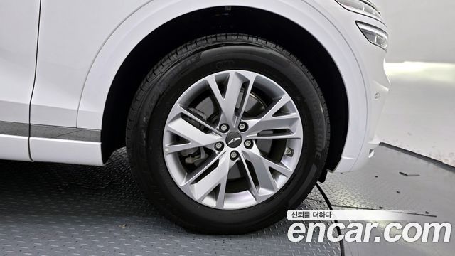 Genesis GV70 2.5T Gasoline 2WD 2024 — фото 21