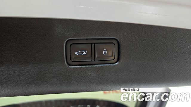 Genesis GV70 2.5T Gasoline 2WD 2024 — фото 27