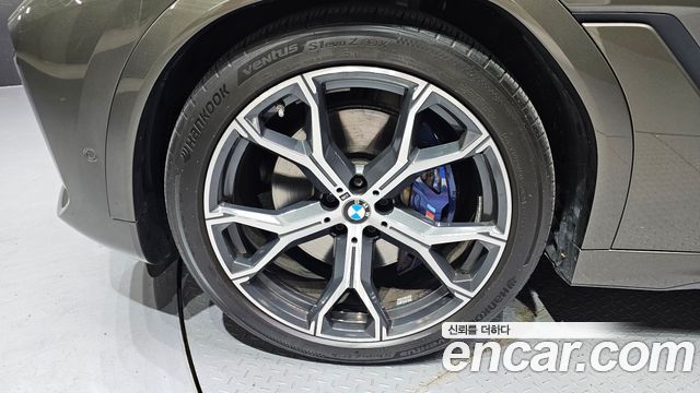 BMW X6 (G06) xDrive40i M Sport 2021 — фото 5