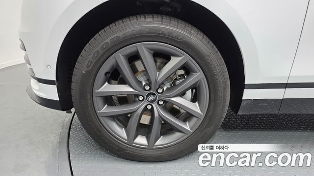 Land Rover Range Rover Velar 2.0 P400E Dynamic SE 2026 — фото 5