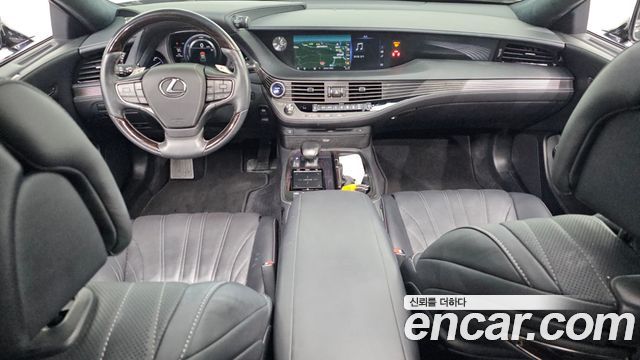 Lexus LS500h (V) 3.5 Platinum AWD 2018 — фото 7