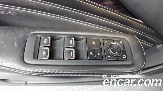 Lexus LS500h (V) 3.5 Platinum AWD 2018 — фото 32