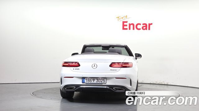 Mercedes-Benz E-Class (W213) E450 4MATIC Cabriolet 2022 — фото 4