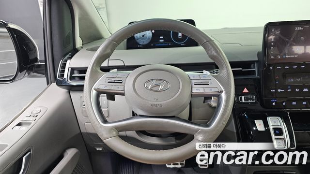 Hyundai Staria Lounge 9-Seater Inspiration 2022 — фото 13