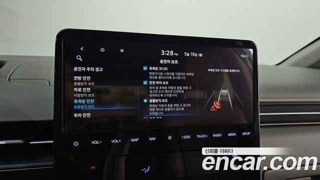 Hyundai Staria Lounge 9-Seater Inspiration 2022 — фото 16