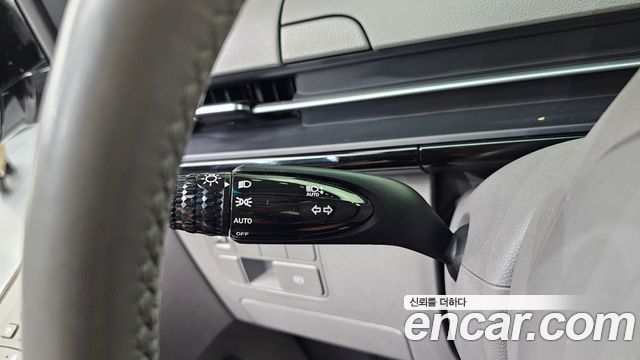 Hyundai Staria Lounge 9-Seater Inspiration 2022 — фото 28