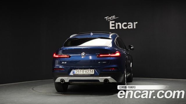 BMW X4 (G02) xDrive20i xLine 2021 — фото 4