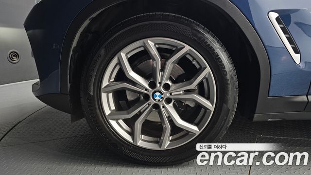 BMW X4 (G02) xDrive20i xLine 2021 — фото 5